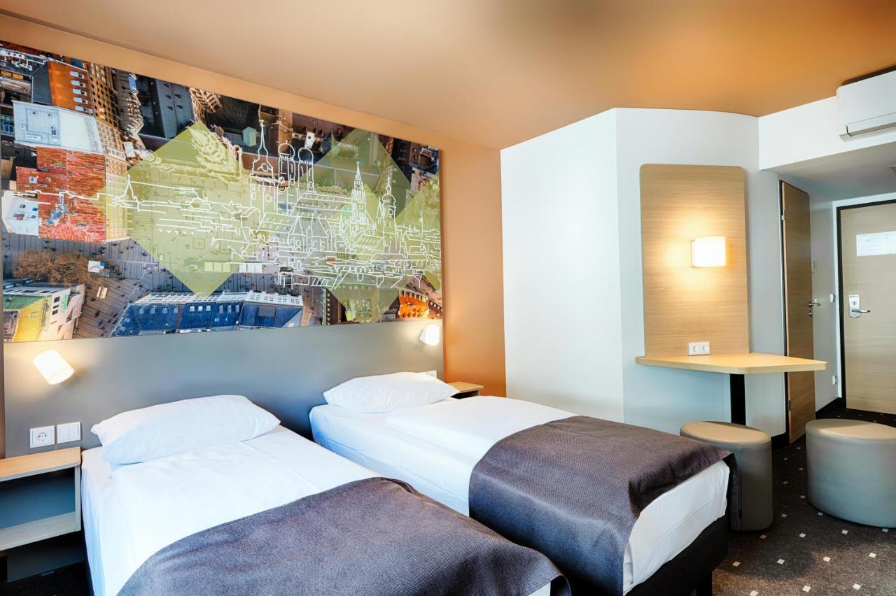 B&B Hotel Muenchen-Hbf Exterior foto